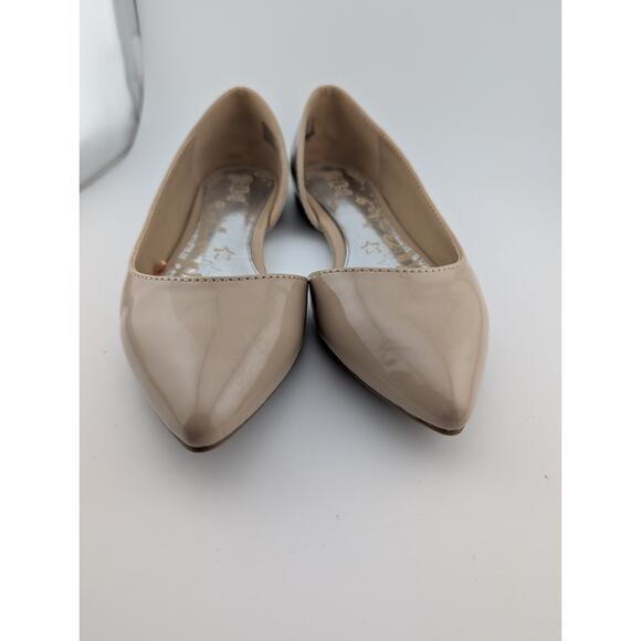 Brash Women's Size 6 Ballet Flats Beige Nude Faux Patent Leather Pointy With Box - Picture 3 of 10